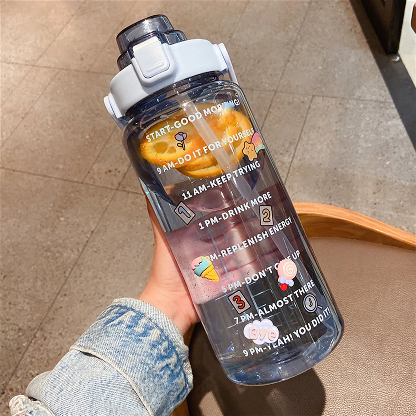 2000ml Large Capacity Sports Water Bottle Portable Water Bottle For Outdoor Commuting Includes Stickers Straw Leak-Proof Design