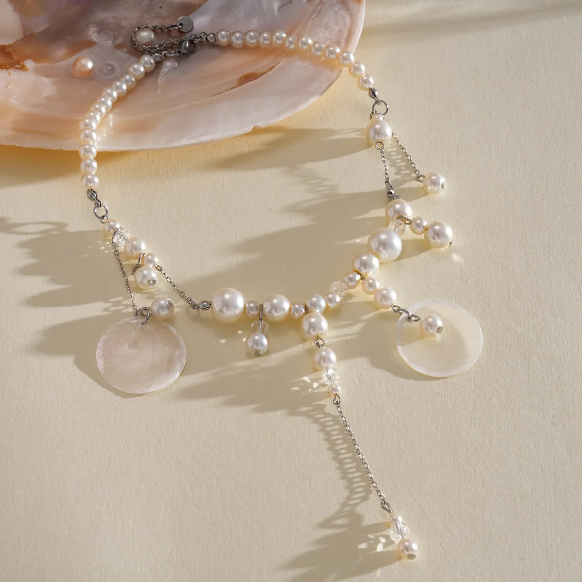 Boho Coin Pearl Necklace – Layered Imitation Pearl Bib Necklace with Disc Charms, Vintage Statement Jewelry for Women