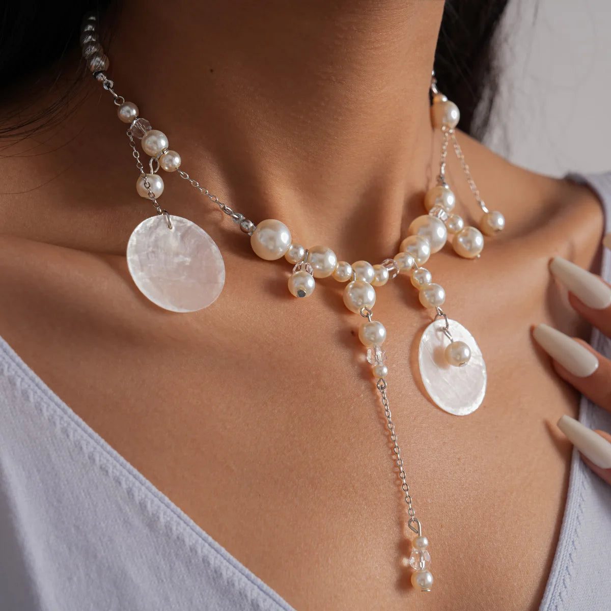 Boho Coin Pearl Necklace – Layered Imitation Pearl Bib Necklace with Disc Charms, Vintage Statement Jewelry for Women